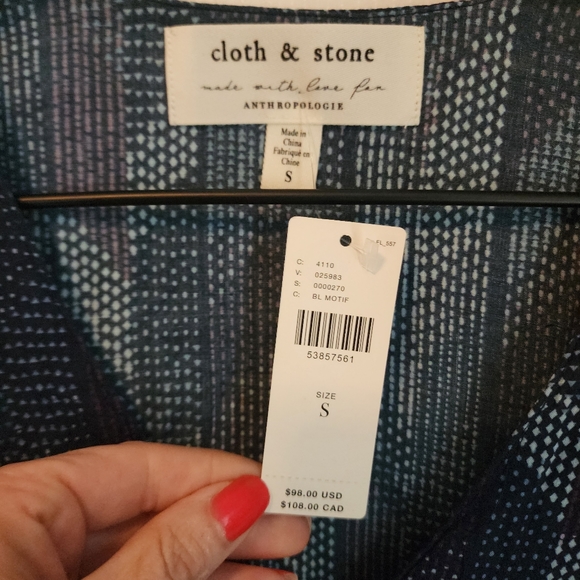 NEW Anthropologie | Cloth & Stone Dotted Herringbone V-Neck Pull Over Blouse - Picture 11 of 13